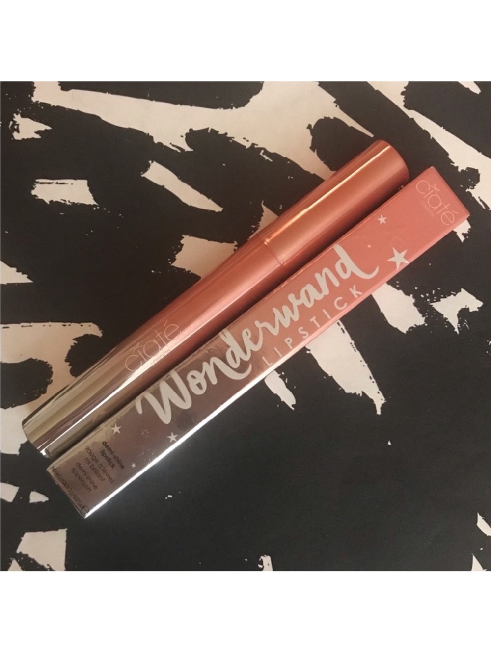 Ciate London Wonderwand Lipstick Demi Shine Lipstick in Dreamer - A Nude Peach - Picture 8 of 14